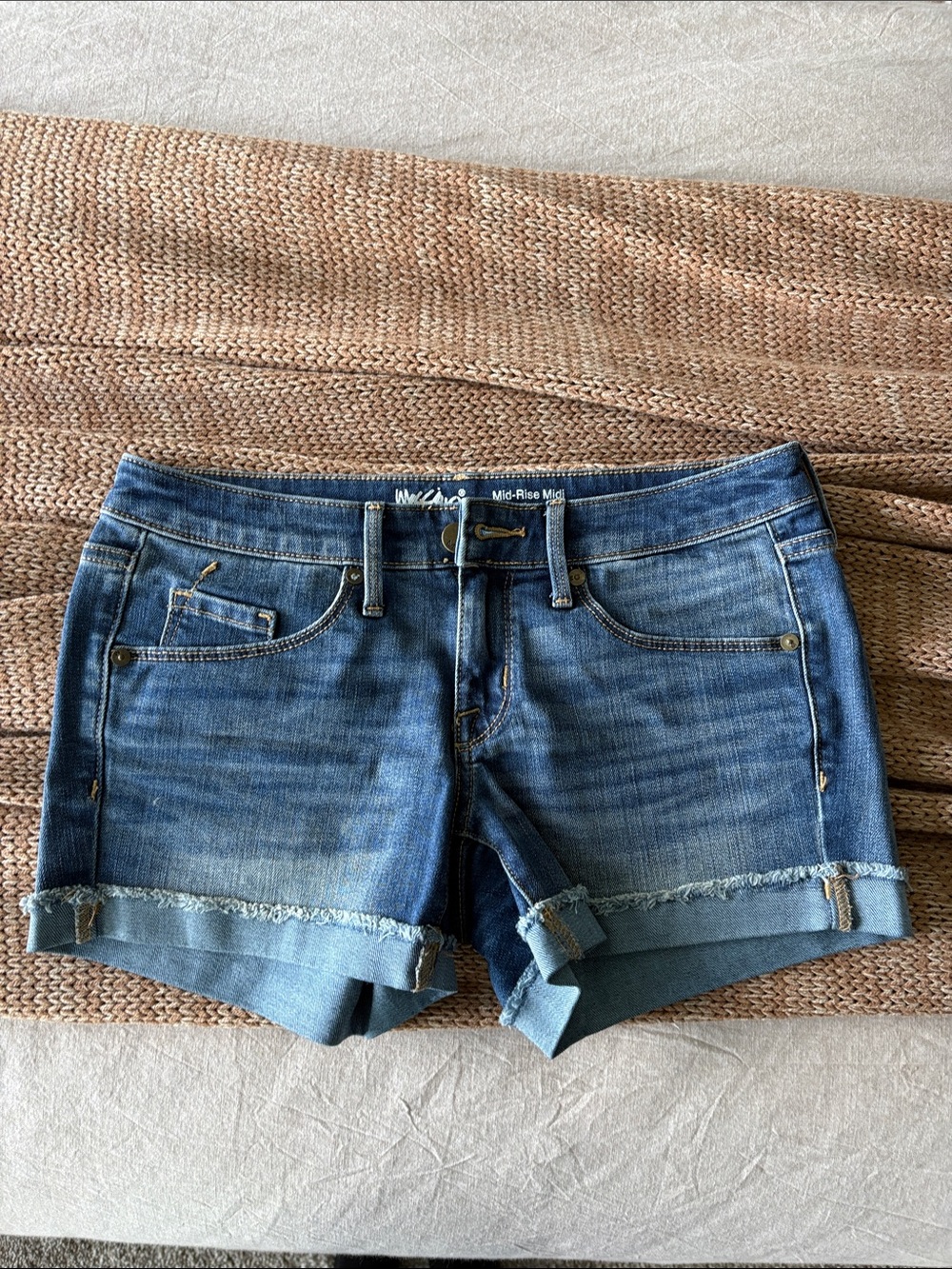 Mossimo Supply Co. Mid-Rise Blue Denim Rolled Hem Shorts